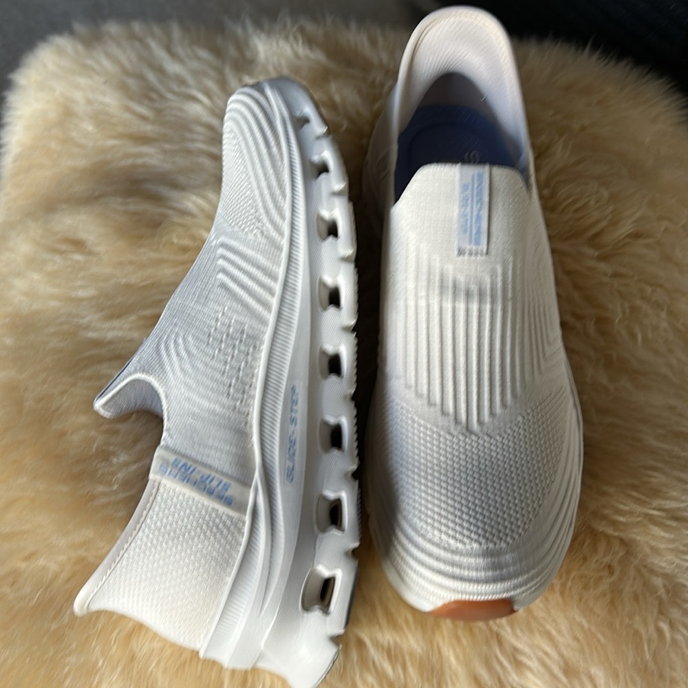 Skechers Slide-Step Sneakers Cream Color 8.5 - Picture 9 of 9